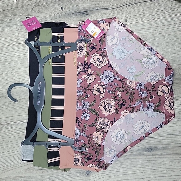 VINCE CAMUTO NO SHOW HIPSTER. - Picture 1 of 8